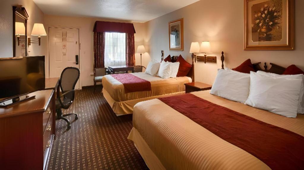 Best Western Johnson City Inn מראה חיצוני תמונה