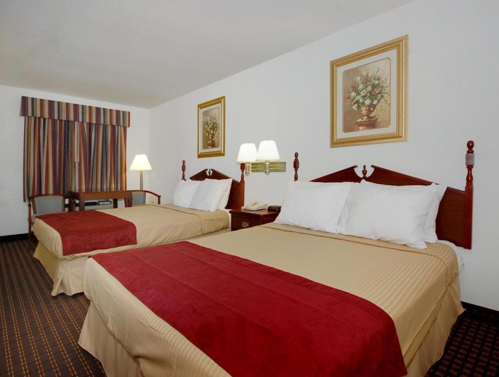 Best Western Johnson City Inn מראה חיצוני תמונה