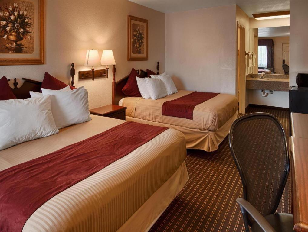 Best Western Johnson City Inn מראה חיצוני תמונה