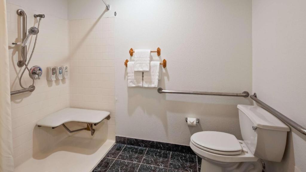 Best Western Johnson City Inn מראה חיצוני תמונה